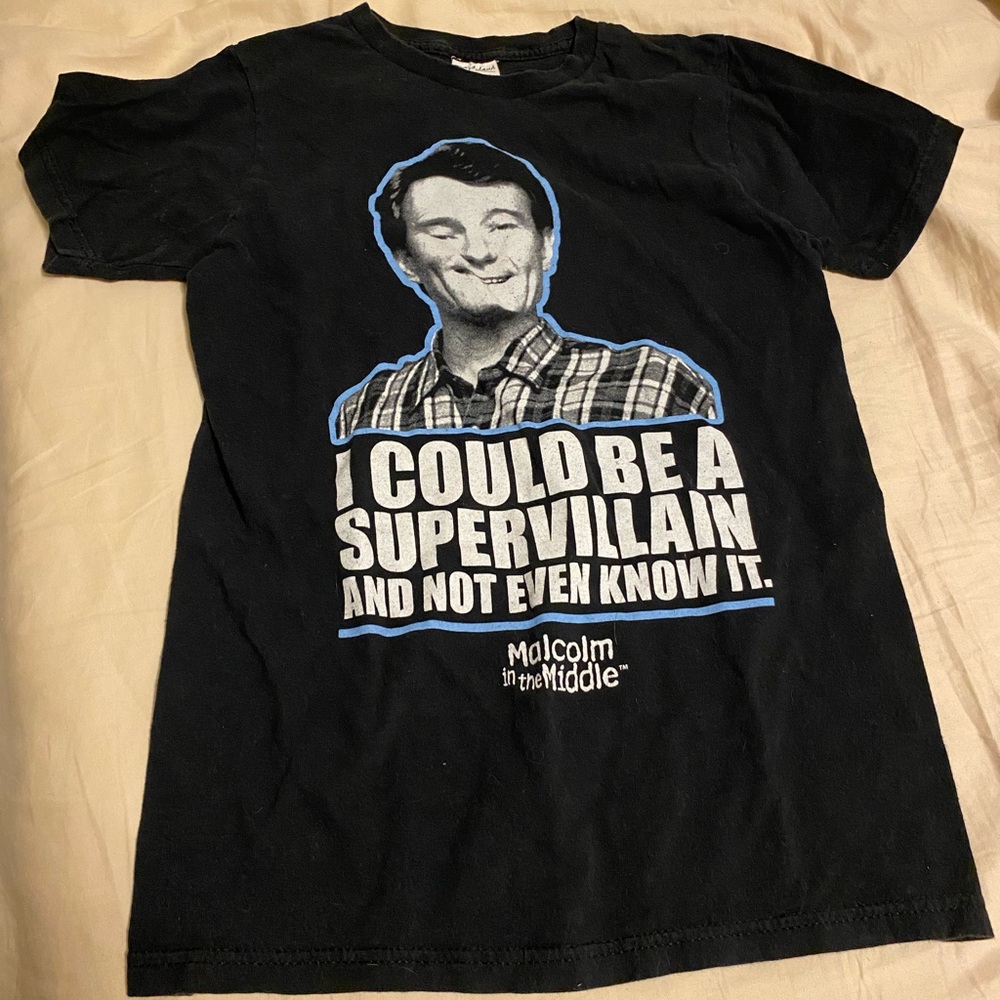 Black t shirt